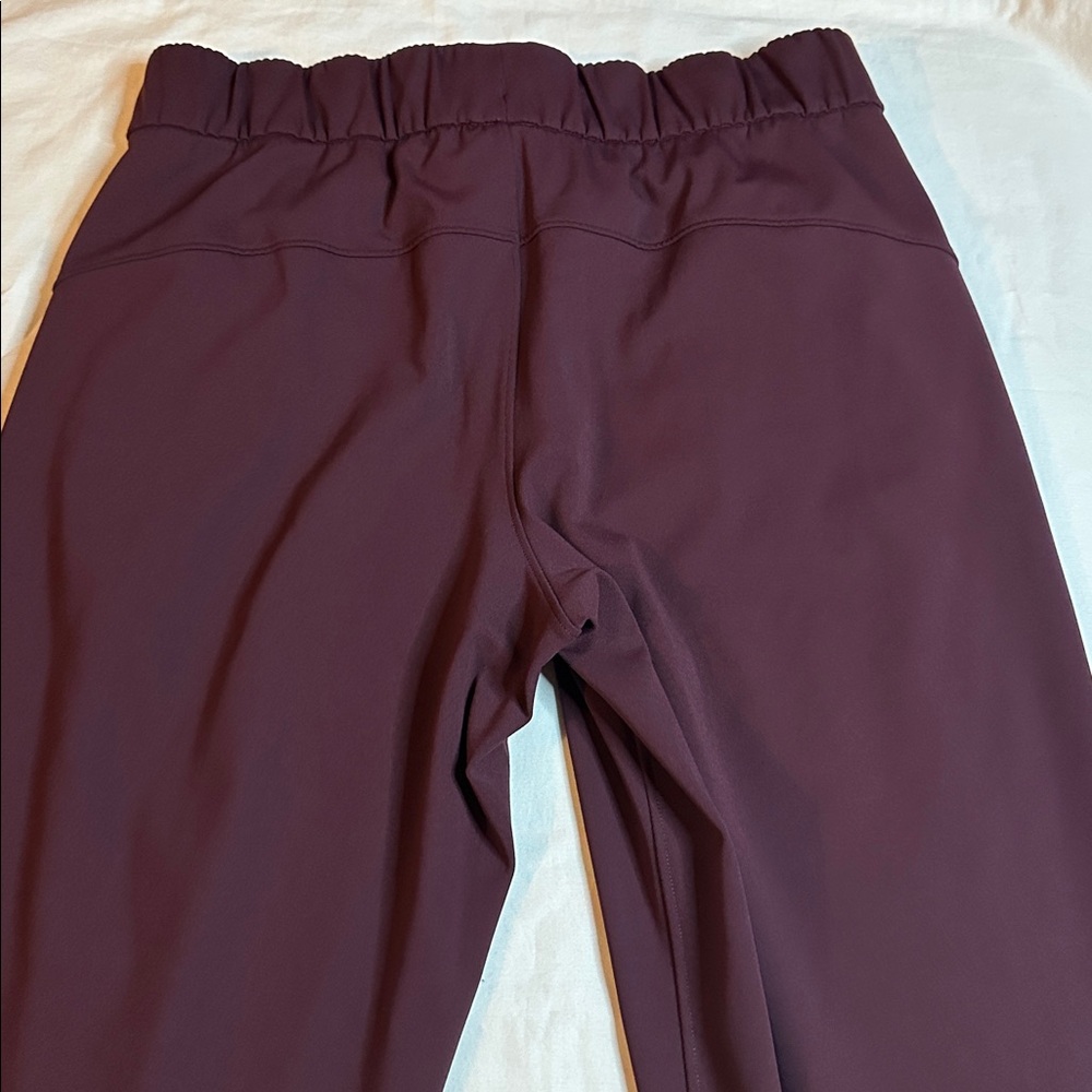 Lululemon On the Fly 7/8 Pant Size 6 - Picture 5 of 10